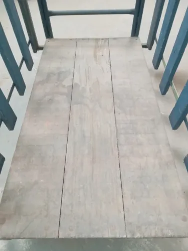 Carrinho plataforma de madeira com gaiola. Reforçado. Carga de 400 kg