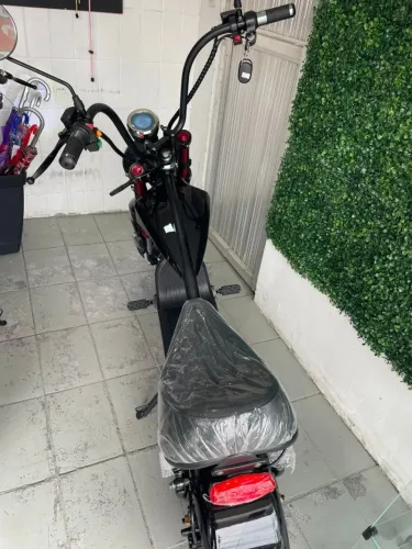 Scooter Elétrica Starmega Modelo Custom Chopper 1000W Nova (Zero)