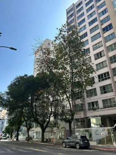 Apartamento Praia do Canto a Venda, 2 quartos, Sol Manhã, Ventilado, Espaçoso Quinto andar