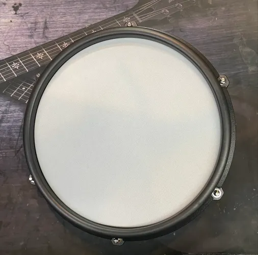 Pad alesis de bateria eletrônica 8? novo! Temos outros acessórios 