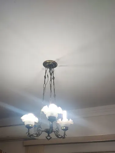 Lustre Elegente bronze com 3 lâmpadas Tulípas Design Clássico Antigo Relíquia Usado
