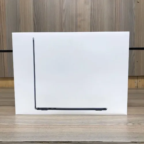 MACBOOK AIR M4 LACRADO