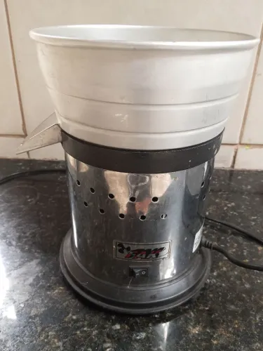 Extrator de suco fak