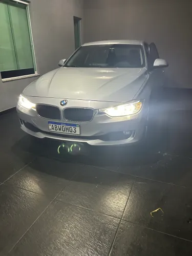 BMW 320I A 2.0 Turbo/activeflex 16V 184cv 4P 2014