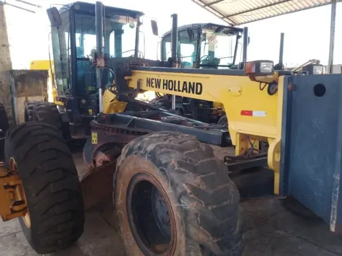Motoniveladora New Holland RG170B, ano 2021
