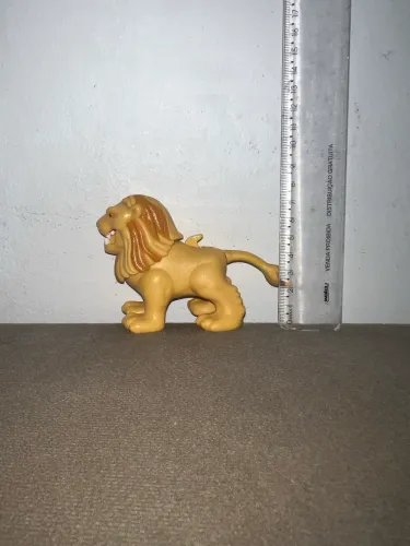 Boneco Leão que abre a boca