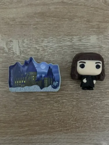 Kinder Joy Funko Pop Harry Potter Hermione Granger e Hogwarts