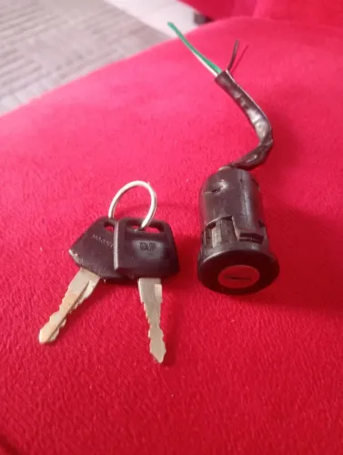 Vendo essa iguinição de Mobilete novo localização Itabaiana 