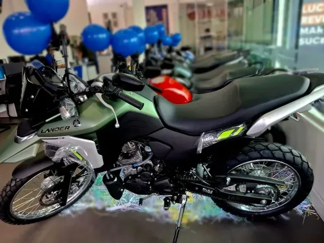 Lander 250 XTZ connected 2025 0km