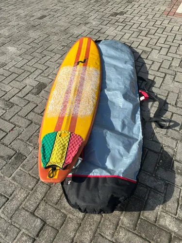 Prancha de Surfe Funboard 7?0? com capa - usada, excelente remada