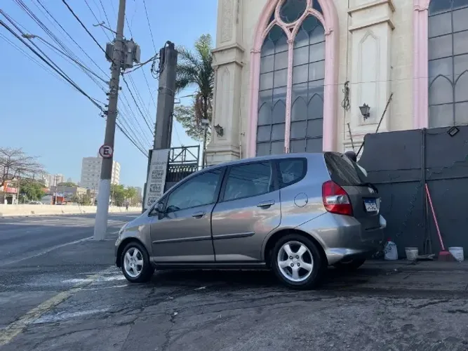 Honda Fit LXL 1.4/ 1.4 Flex 8v/16v 5P Aut. 2006