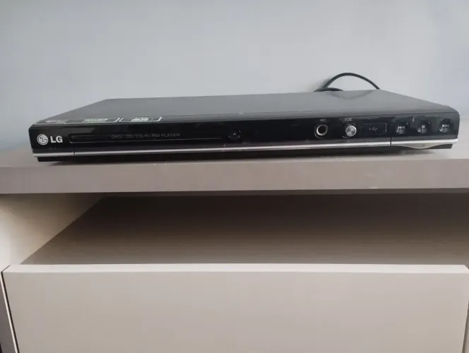 Aparelho de Dvd e Karaokê LG