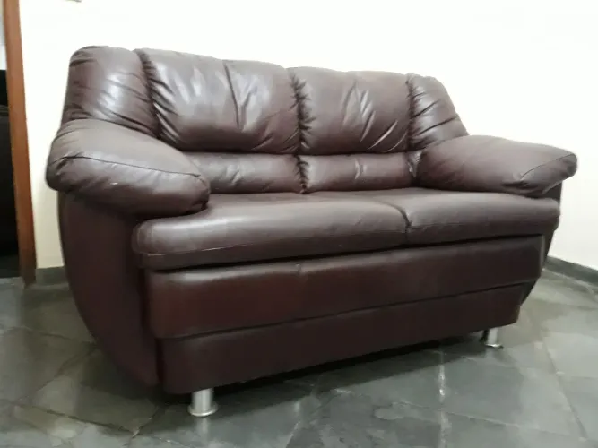 Sofá de Couro