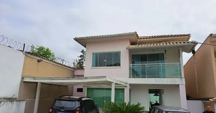 (Fator 1080) Casa Duplex c/ piscina em Arsenal - Na Fator Imóveis