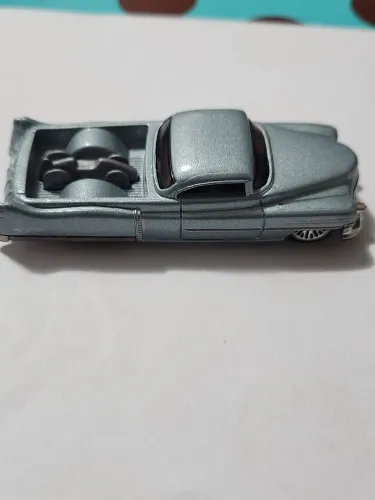 Miniatura Hot Wheels - Cadillac Fleetwood Eldorado