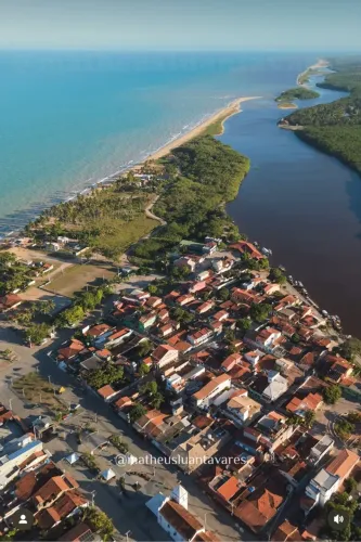 Lote Comercial na AV do Centro de Prado BA a Venda 