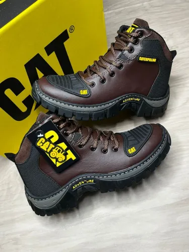 Bota Caterpillar Adventure 