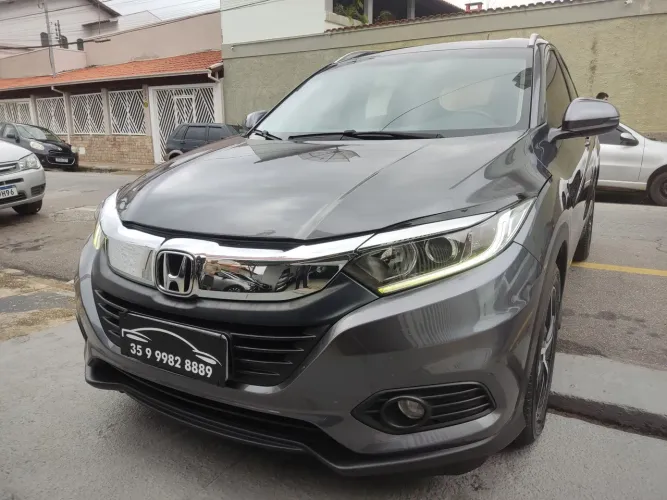 HONDA HR-V. EX  2019  COM 64.000 KM.