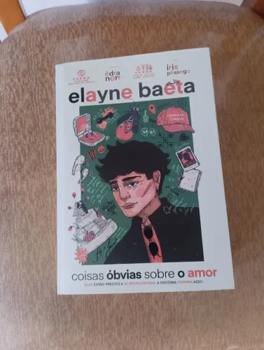Coisas Óbvias Sobre o Amor - Elayne Baeta