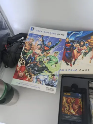 DC deck building jogo 2012