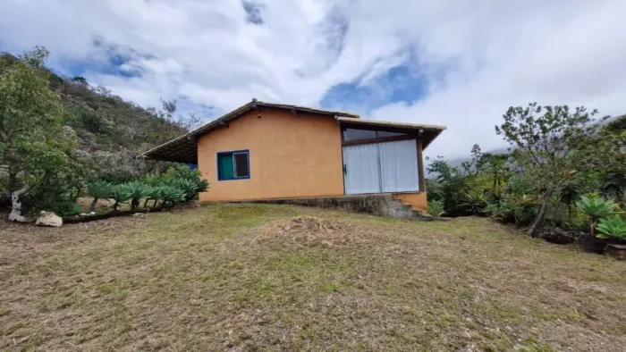 Terreno 25.000m², com casa, poço artesiano , na Lapinha da Serra,Serra do Cipo