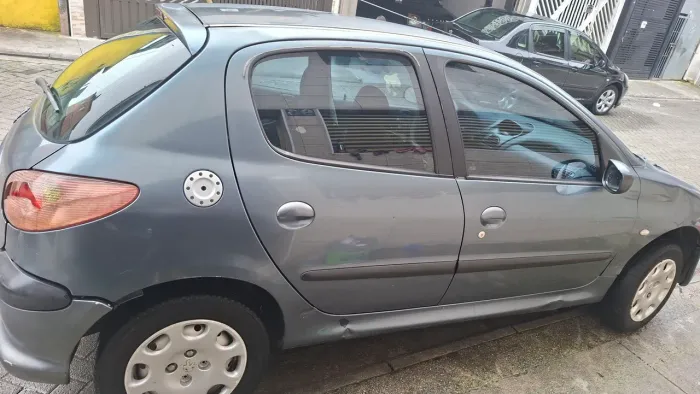 Peugeot 206 Presence 1.4/ 1.4 Flex 8V 3P 2004