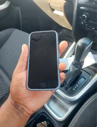 iPhone 8 - conservado