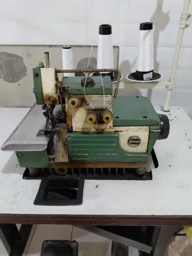 Overlock Industrial 3 Fios Usada - Perfeito Funcionamento