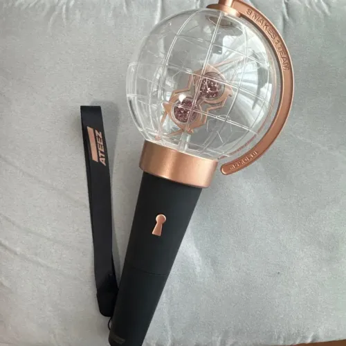 ATEEZ Oficial Lightstick ver.1