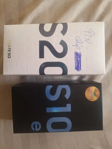 Caixas s20fe 5g e moto e 10