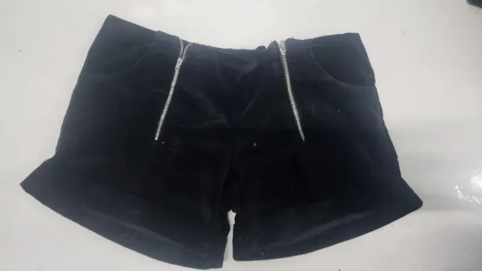 Short bermuda social curta em veludo excelente estado ziper frontal