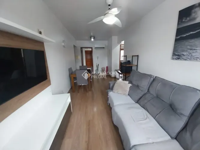 Vende excelente apto semi- mobiliado com 2 dormitórios, 68m² de área privativa, bairro Nit