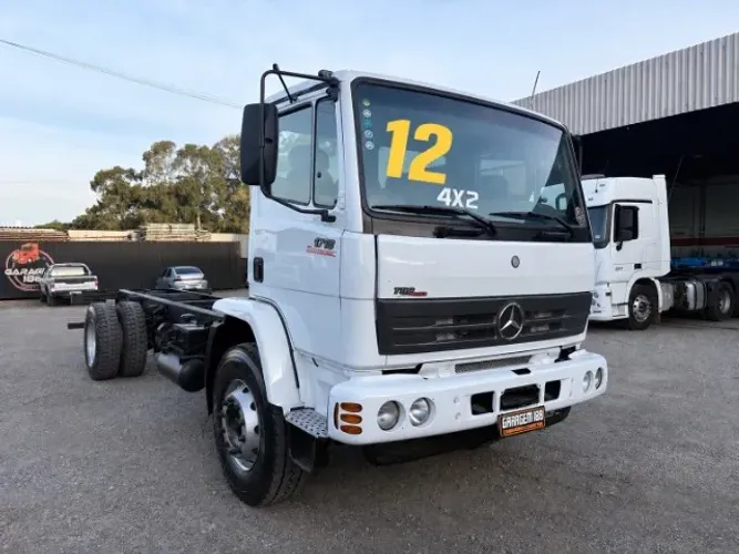 Mercedes Benz Atron 1719, Manual, 4x2.