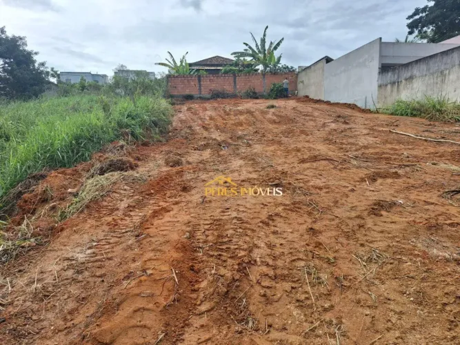 Terreno à venda, 360 m² por R$ 93.000,00 - Maria Turri - Rio das Ostras/RJ