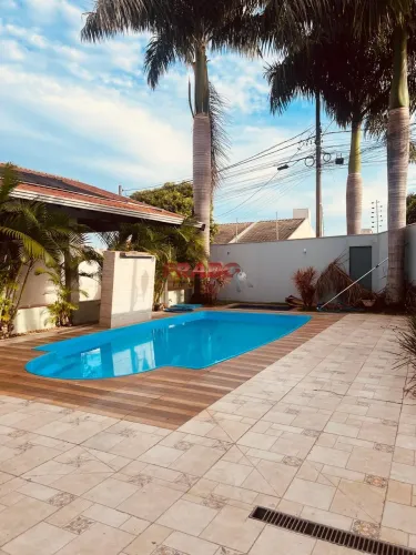 Chácara à venda em Sarandi, Jardim Gralha Azul, com 1 quarto, com 260 m²