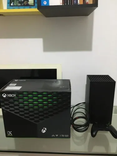 Xbox Series X - Excelente Estado | Completo | Pronto para Jogar