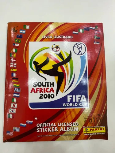 Álbum Copa Do Mundo 2010 África Do Sul Panini - Muito Bem Conservado