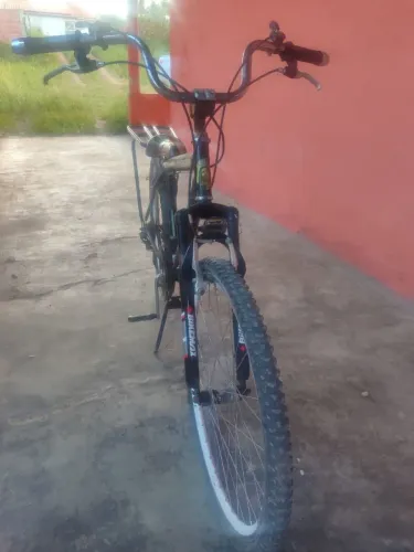 Vende-se bicicleta aro 26