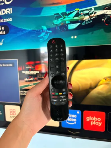TV LG 75? 4K UHD Smart TV - Estado de Nova | Completa com Suporte de Parede