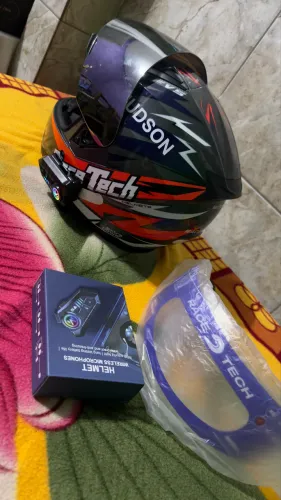 Capacete Race Tech ( NUNCA USADO )
