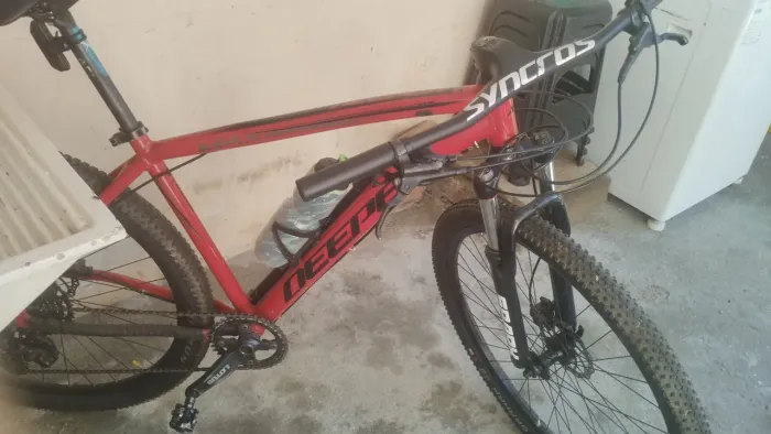 Vendendo bicicleta da marca deeper K7 de 11 velocidade toda no absoluto com freios idraulc
