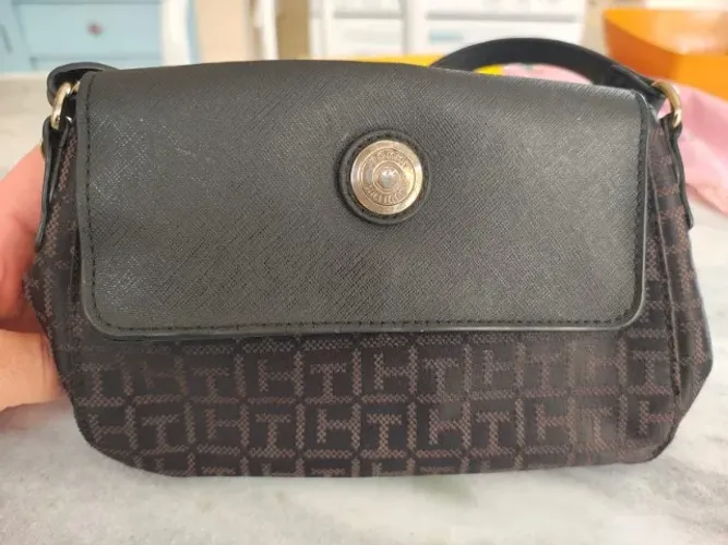 Bolsa feminina de marca