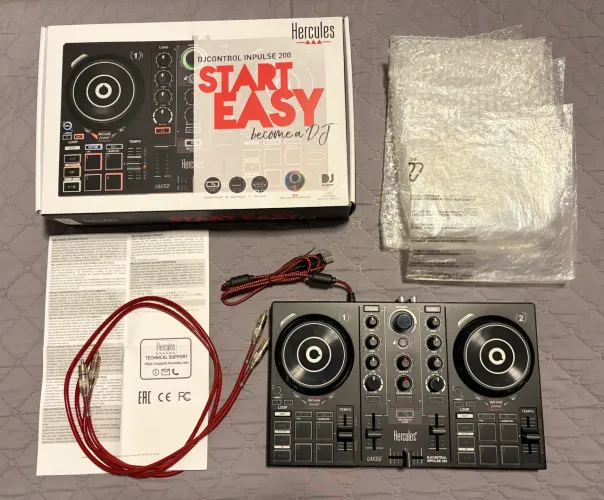 Controladora CDJ Hércules Impulse 200 mesa DJ