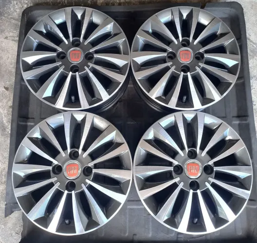 Rodas 14 originais da Fiat bem novinhas 