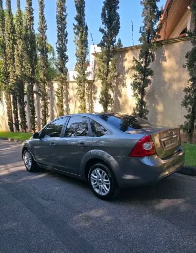 Ford Focus Sedan 1.6/1.6 Flex 8v/16v 4P Mec. 2012