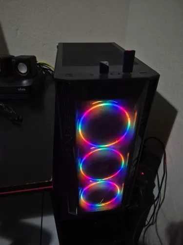PC Gamer Ryzen 5 5600G + RX 6600 8GB | Roda Tudo | 16GB RAM + Monitor 75Hz