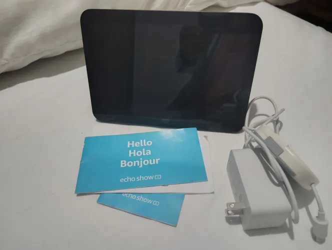 Alexa Echo Show 8 branca . Modelo R85SD6 Electrical Rating :18.OV=1.67A