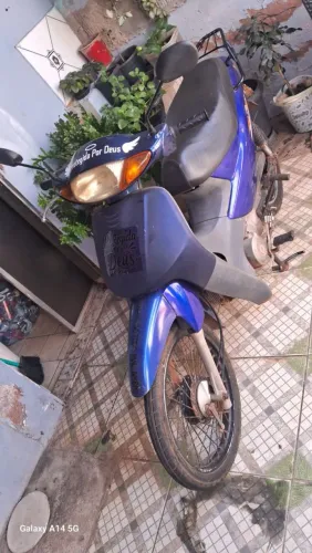 Vendo biz bem conservada