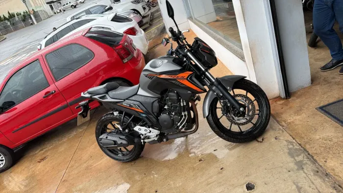 Yamaha Fazer  250