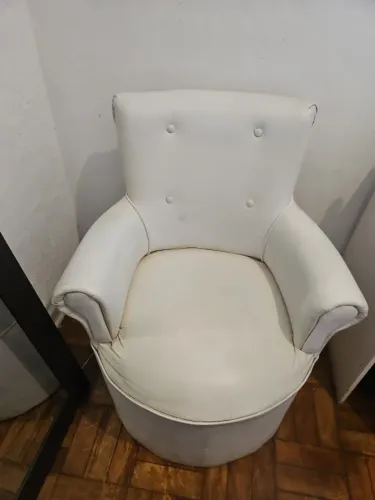 Poltrona estilo clássico/contemporâneo, tub ou barrel chair